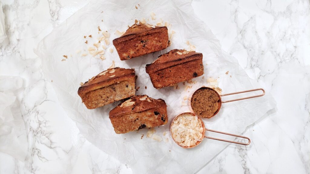 Mini banana and chocolate loaves - nadiashahanaz